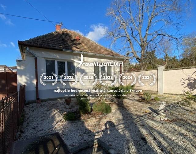 001 predzáhradka RD.jpg