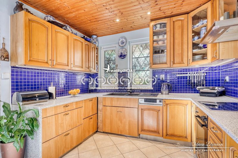 014.jpg