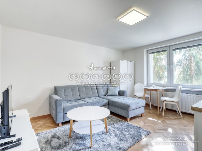 009.jpg